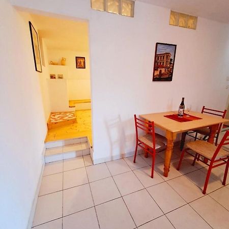 Sun & Moon Apartment Ohrid Buitenkant foto
