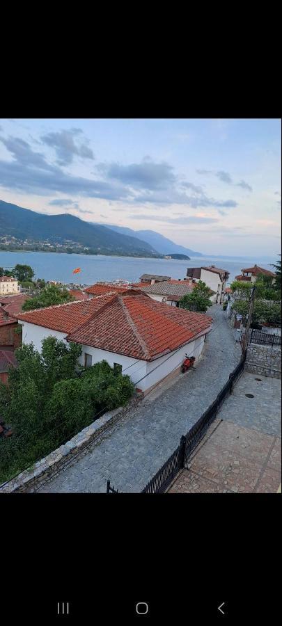 Sun & Moon Apartment Ohrid Buitenkant foto